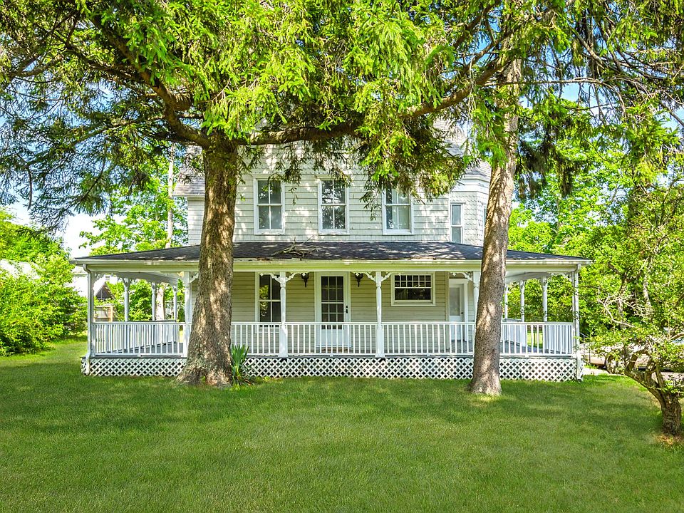1st image of 41 Ponquogue Ave