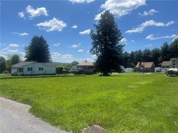 299 W Park St, Hermitage, PA 16148