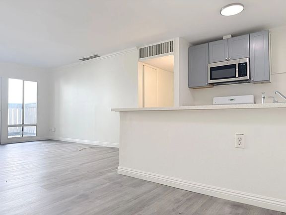 4th image of 8601 International Ave Unit 177