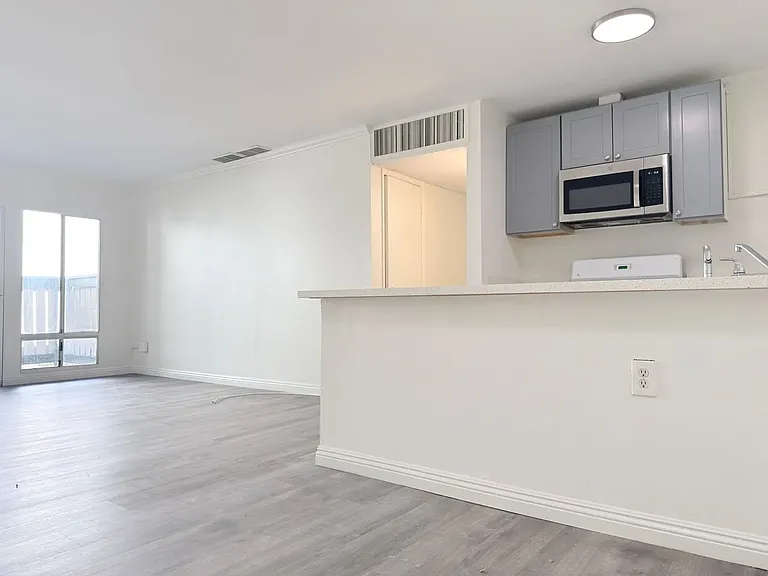 8601 International Ave #177 — Photo 4