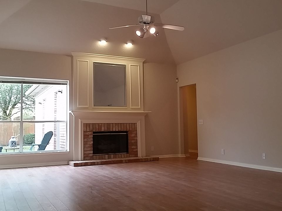 1st image of 13712 Shavano Walk