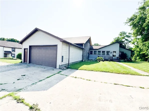 1155 County Route 53, Oswego, NY 13126