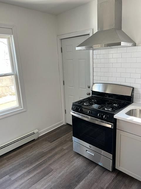 1st image of 6 Lockwood Ave APT 1