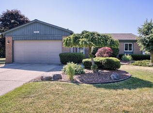 56426 Meadowlawn Dr, Macomb, MI 48042