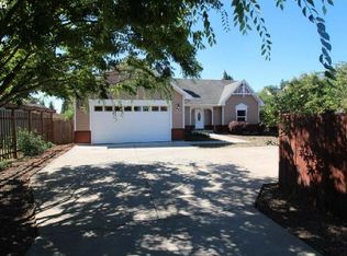 3806 Barger Dr, Eugene, OR 97402