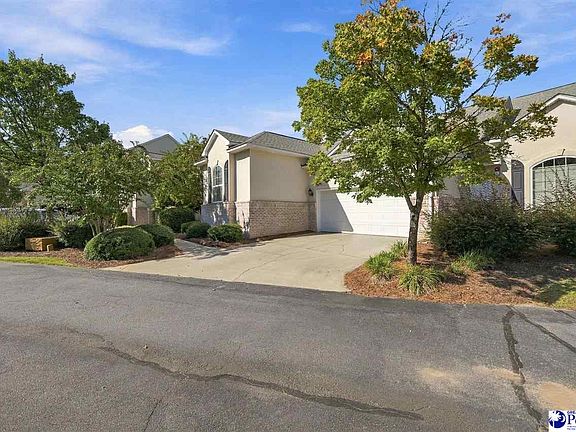 3rd image of 3083 Middlecoff Ln