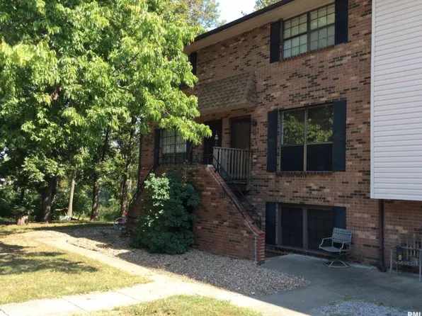 107 Halia Crst, Mount Vernon, IL 62864