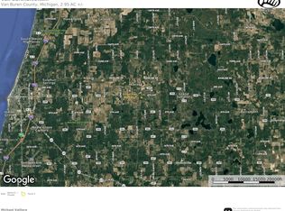 59385 Benny Ct, Grand Junction, MI 49056