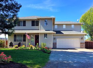 335 Melissa St, Camano Island, WA 98282