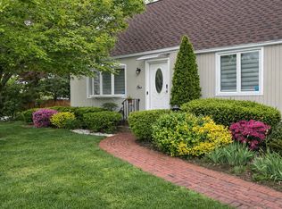 1 Jarvis Ave, Syosset, NY 11791