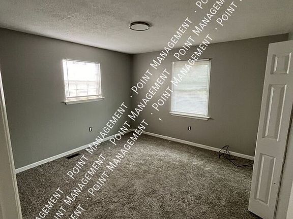 2nd image of 2601 Idlewild Blvd NE