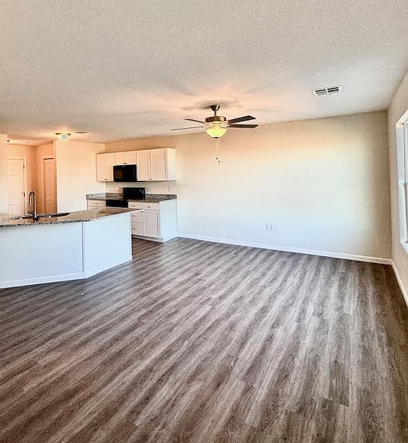 1109 Harbor Dr, Salina, KS 67401 Zillow