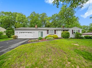 35 Brigham Rd, South Hadley, MA 01075