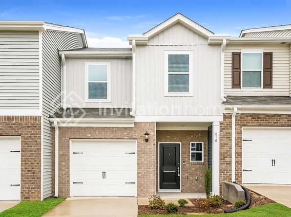 810 Holiday Park Ln, Knightdale, NC 27545