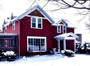 W8831 Loga Rd, Fort Atkinson, WI 53538