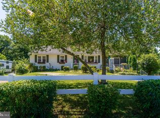 1826 State St, Alburtis, PA 18011