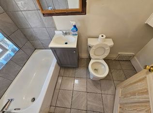 1027 S 26th St #C, Milwaukee, WI 53204