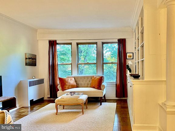 3rd image of 2500 Q St NW APT 307