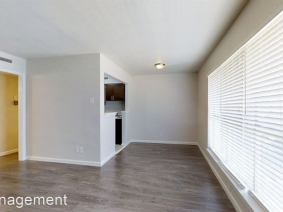 2nd image of 5425 Gaston Ave APT 207