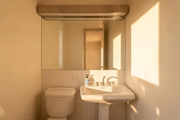 Bathroom, photo 3