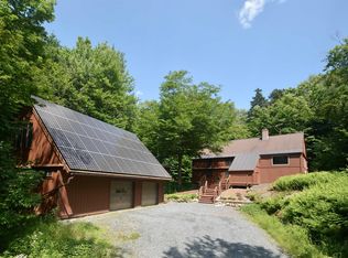 2 Hidden Ln, Enfield, NH 03748