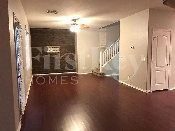 10828 Avenzano St — Photo 2