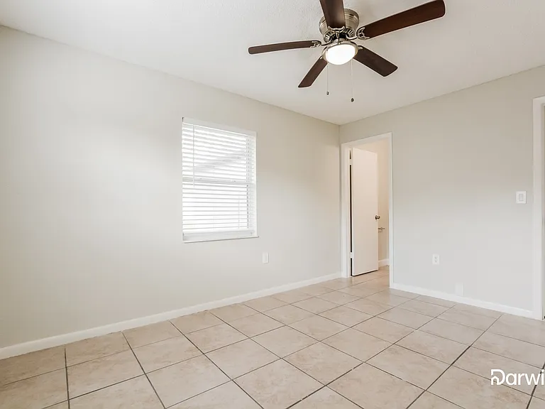 15049 SW 35th Cir — Photo 12
