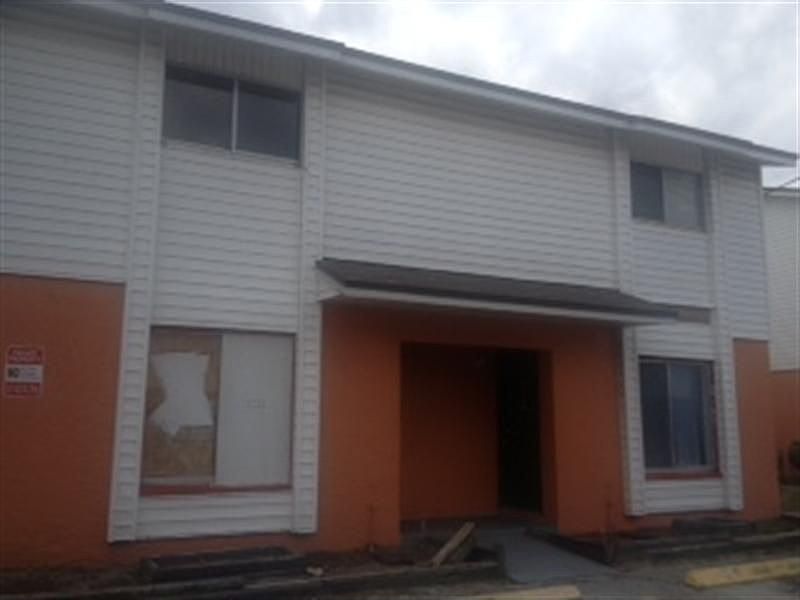 1st image of 13046 Londondary Pl