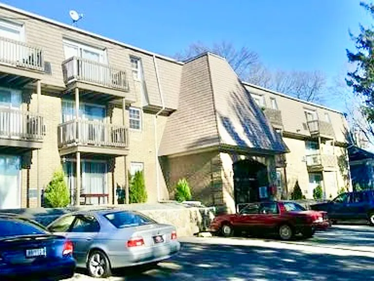 1701 Smith St. — Photo 1