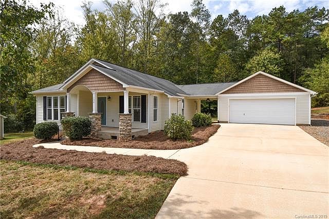 1st image of 132 Winding Cedar Dr