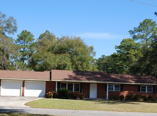 305 Tarpon Dr, Brunswick, GA 31523