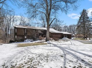9423 Hidden Lake Ct, Dexter, MI 48130