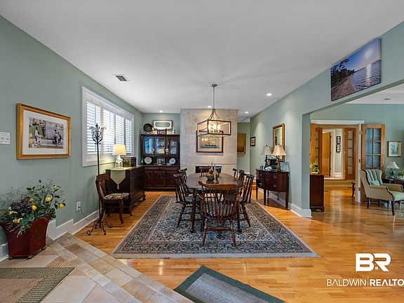 4th image of 116 Fig Ave