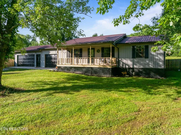 151 Pond Rd, Oliver Springs, TN 37840