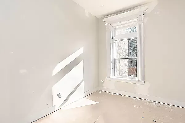 Rented by Friedman Mayer, LREB | media 15