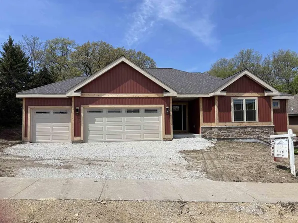 3 Savannah Parkway, Deerfield, WI 53531