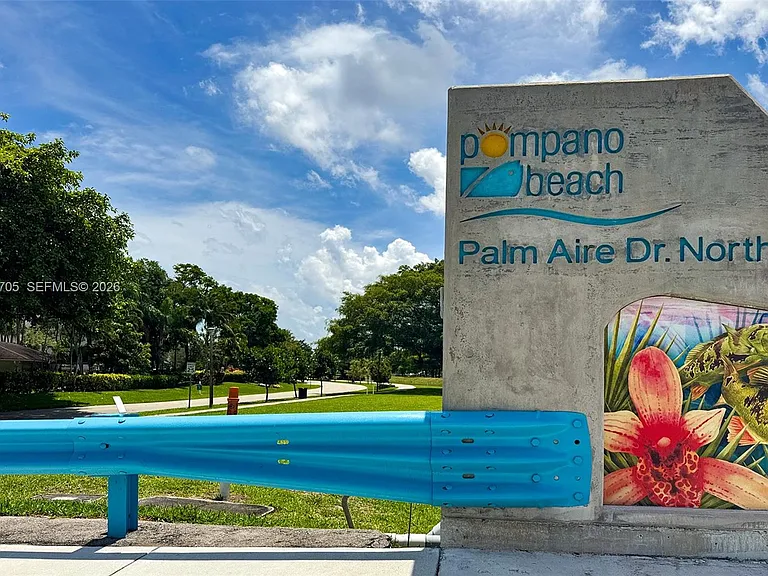 3200 N Palm Aire Dr #207 — Photo 22