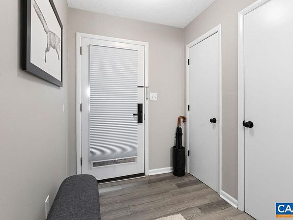 4th image of 744 Laurelwood