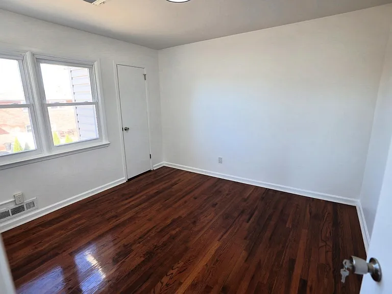 710 Arnold Pl #2 — Photo 8