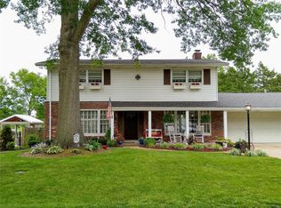 4230 Sunnyview Dr, Saint Louis, MO 63128