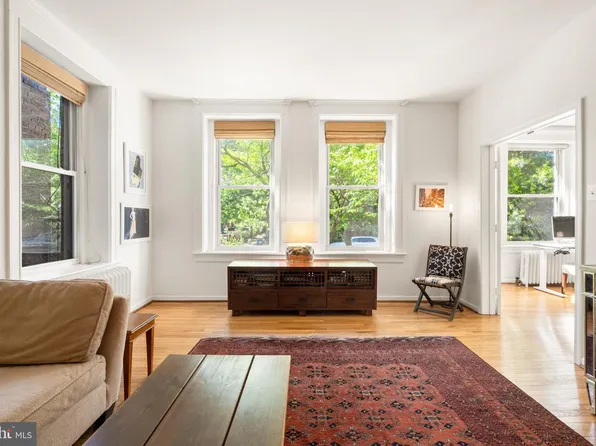 1855 Calvert St NW APT 101, Washington, DC 20009