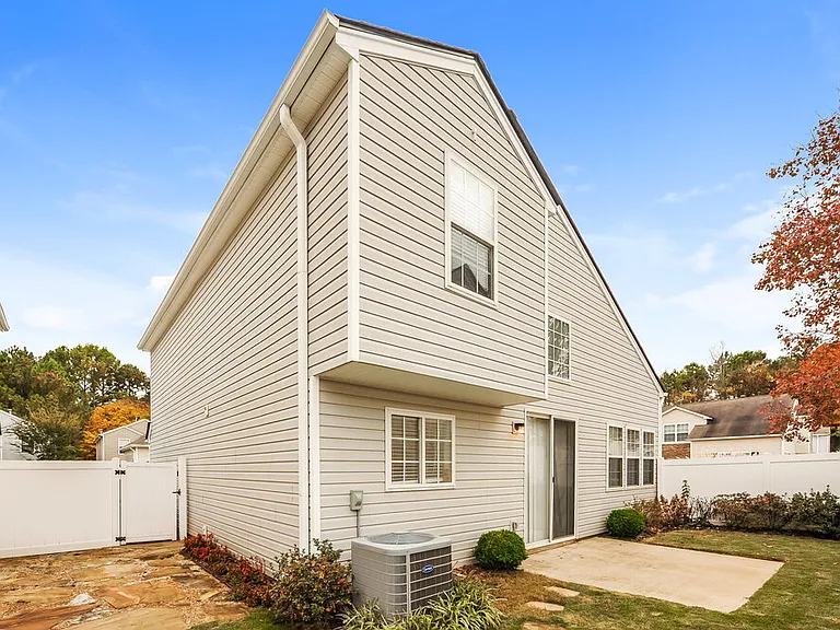 1255 W Oaks Way — Photo 17