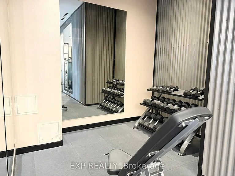 212 King William St #1207 — Photo 23