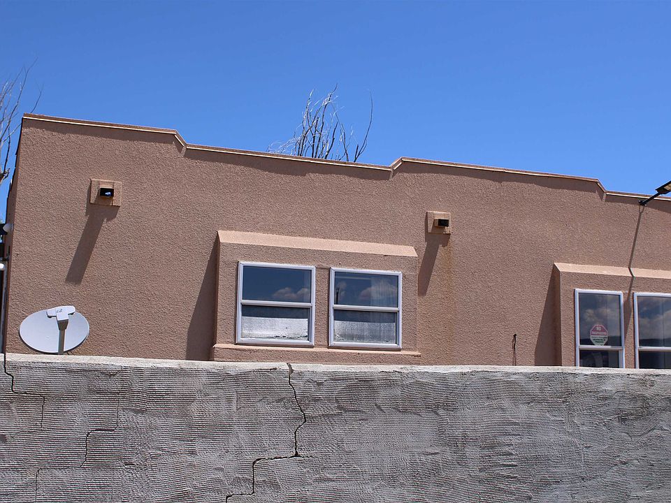 1st image of 410 Aguirre Ln