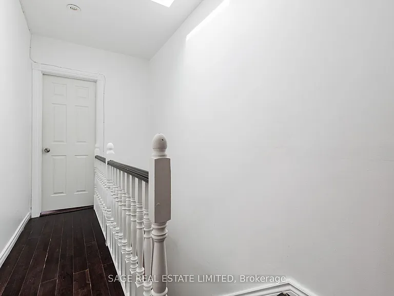 433 Woodfield Rd — Photo 12