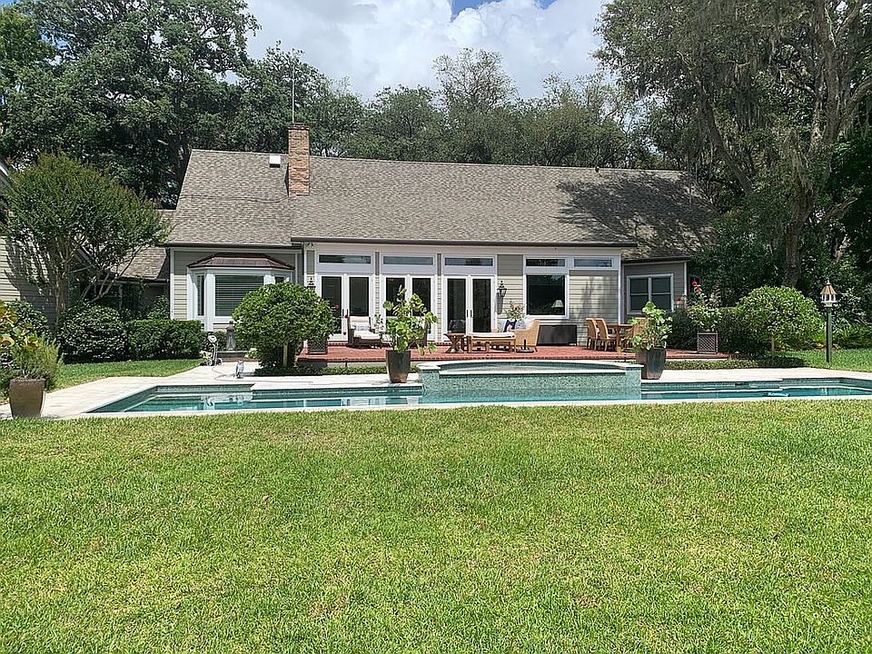 2nd image of 630 Dunmar Cir