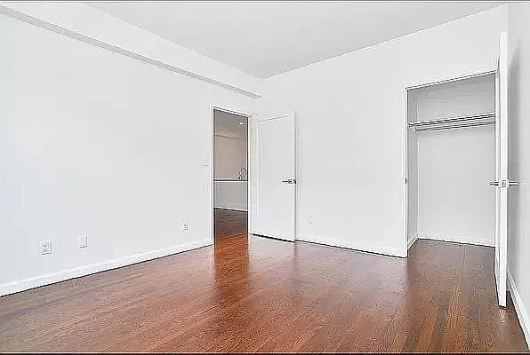 Rented by REAL New York | media 20