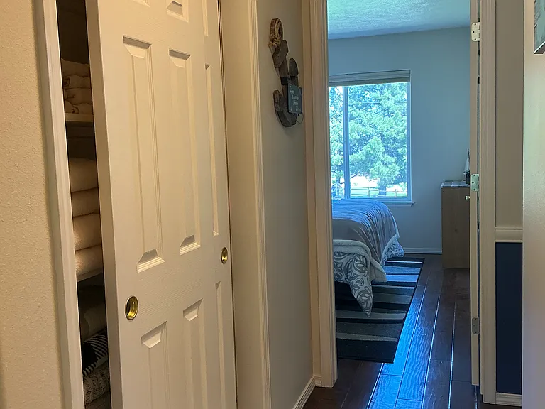 811 Canyon Park Ave — Photo 14
