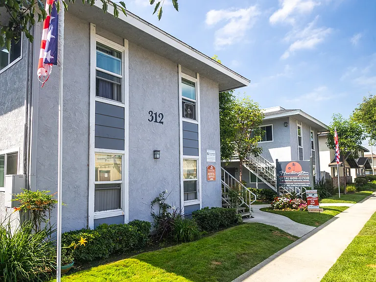Huntington Knolls Apartment Home — Photo 12