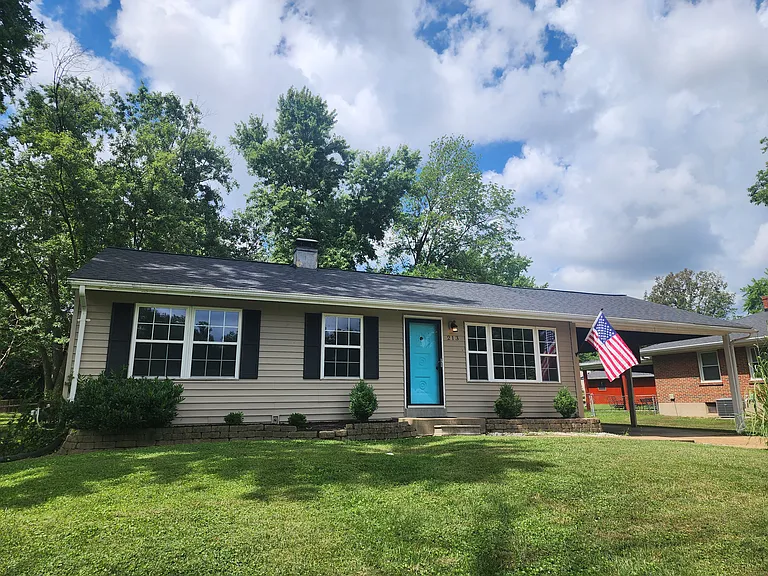 213 Ramsey Ln — Photo 13
